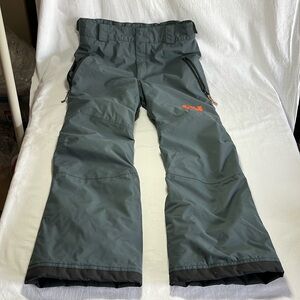 Helly Hansen legendary JR insulated ski pants size 12